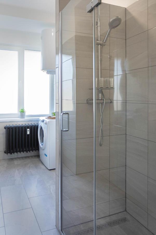 Spacious 2Bdr Apartment- Skyline View Zagreb Luaran gambar