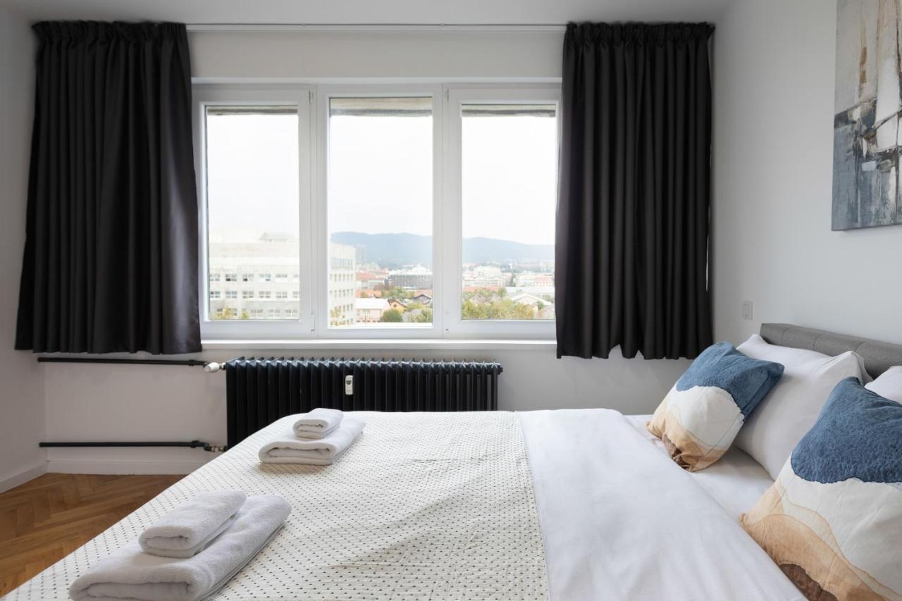 Spacious 2Bdr Apartment- Skyline View Zagreb Luaran gambar