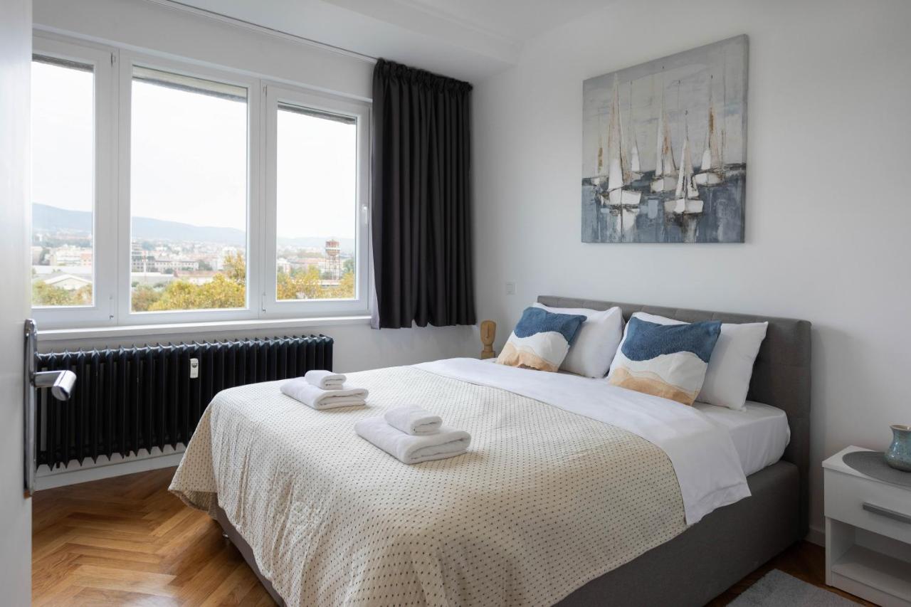 Spacious 2Bdr Apartment- Skyline View Zagreb Luaran gambar